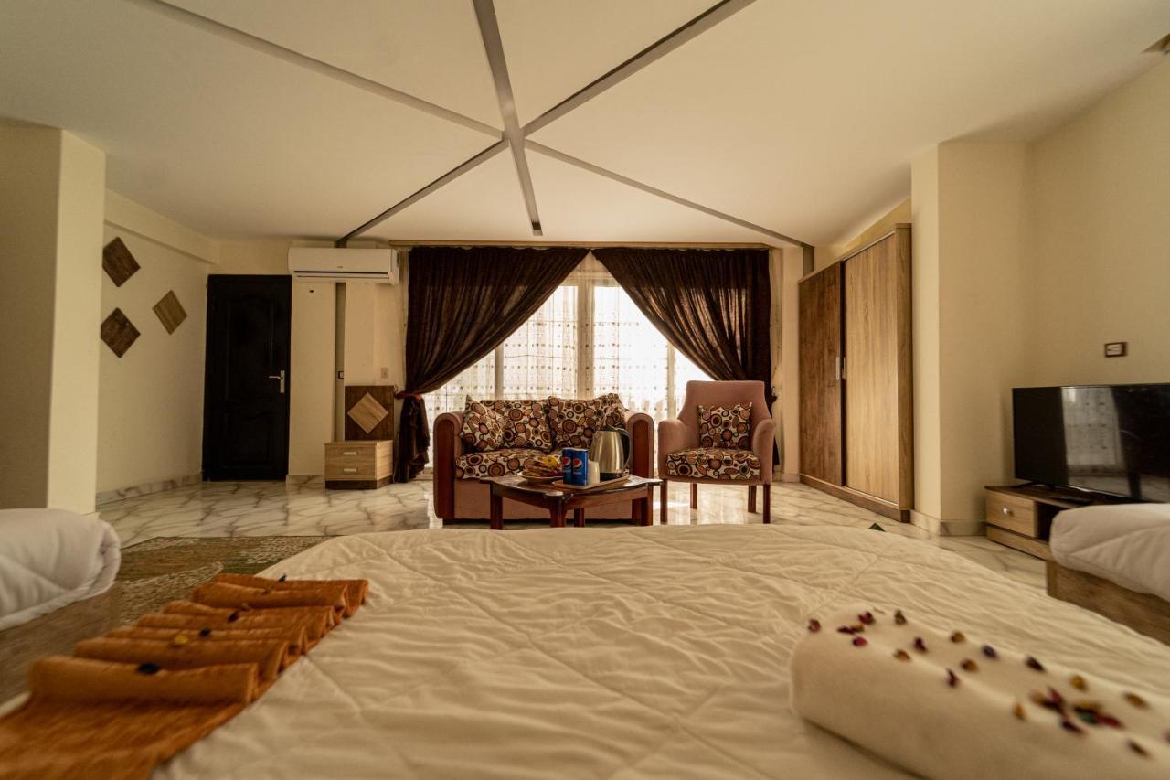 Gardenia Inn Nazlet el-Sisi Exterior photo